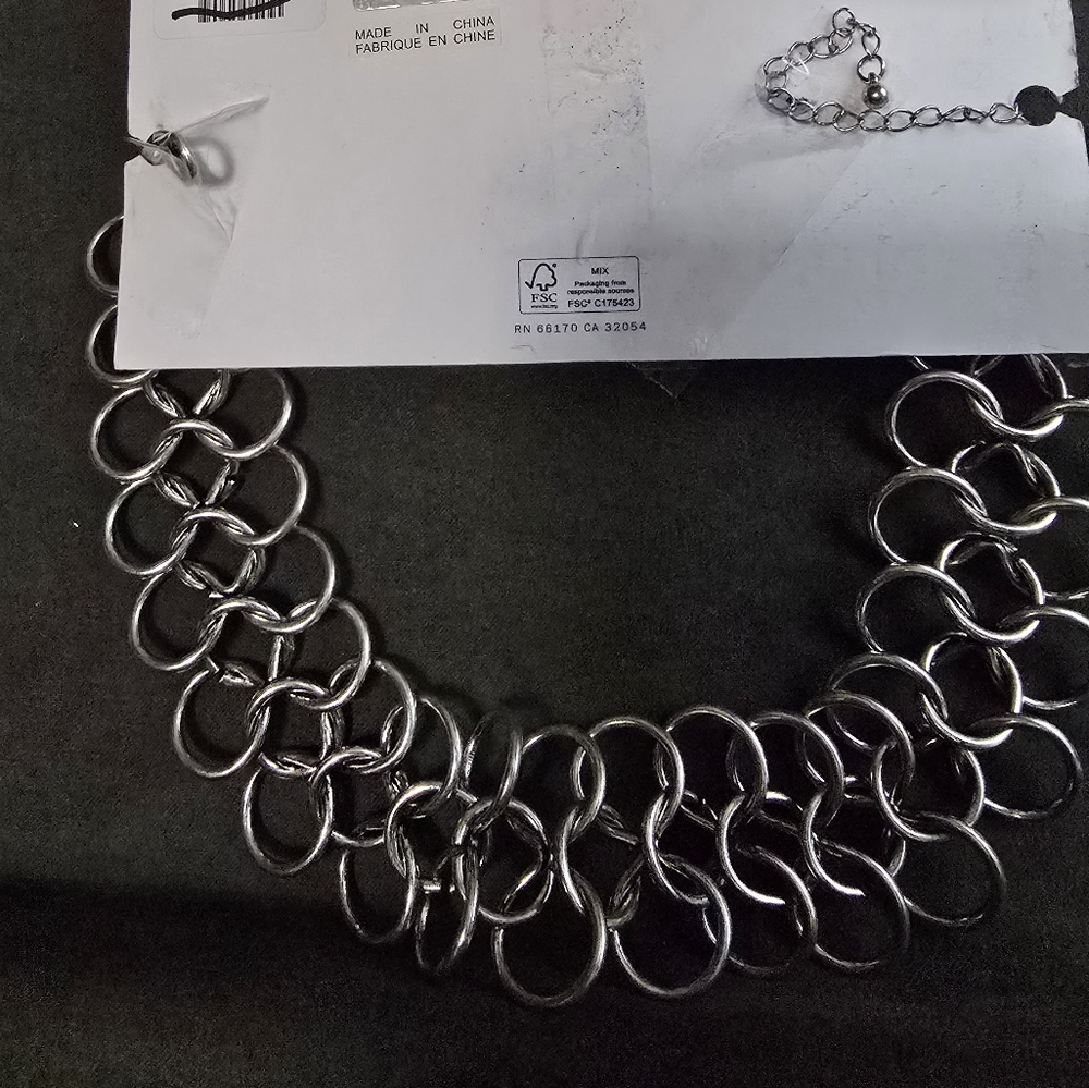NEW URBAN OUTFITTERS NECKLACE 16" Long, Can be worn as a Choker - Picture 4 of 9